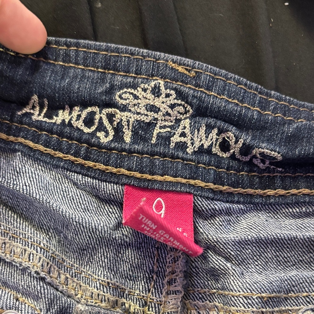 Almost Famous Dark Blue Jean Shorts - Picture 3 of 6